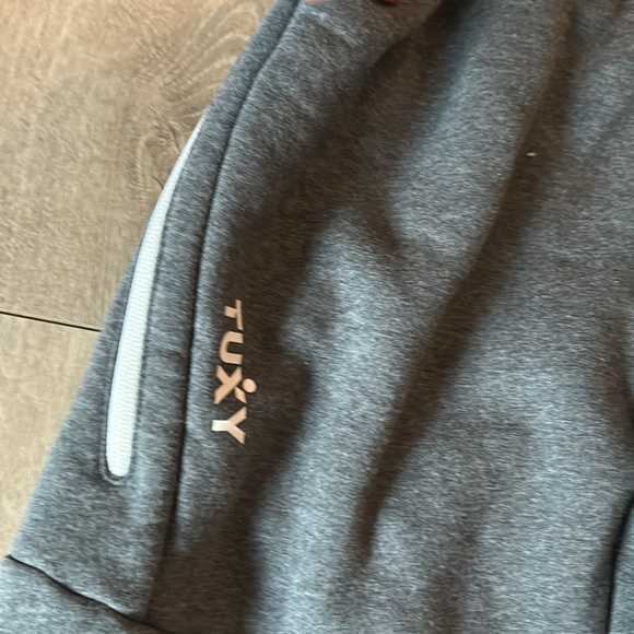 TUXY Womans Size Small one piece sweatsuit. Never worn. - Picture 2 of 6